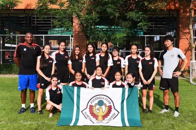 杨晨谈青训人才流失：目前基层教练培训不完善